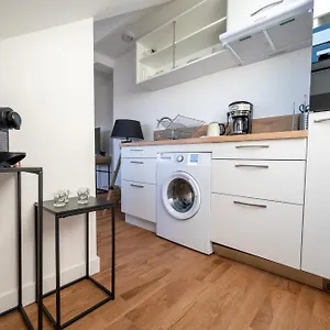 Le Poulorio 12 - T2 - Proche Gare Appartement